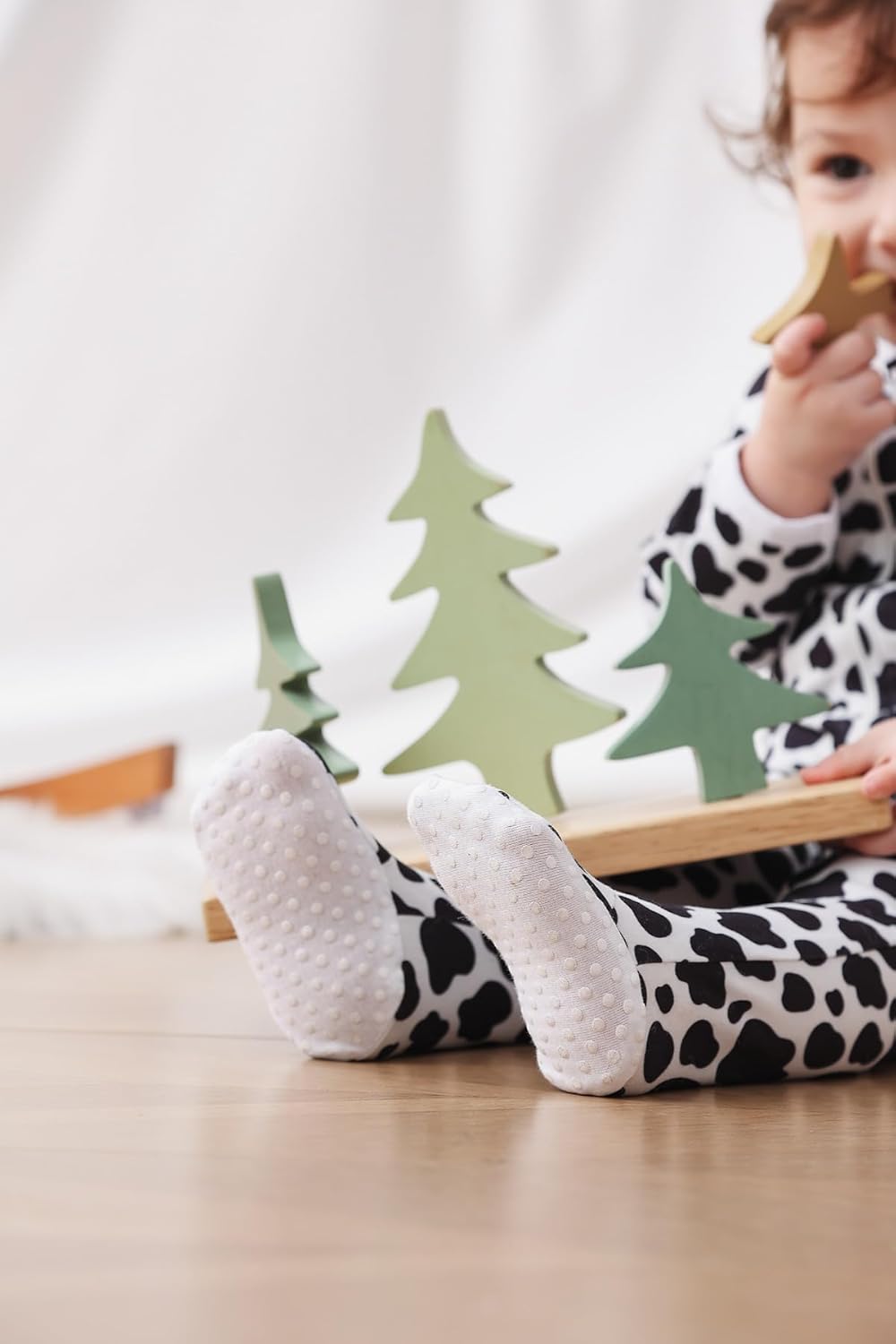 UNIFACO Snug Fit Pajamas for Babies