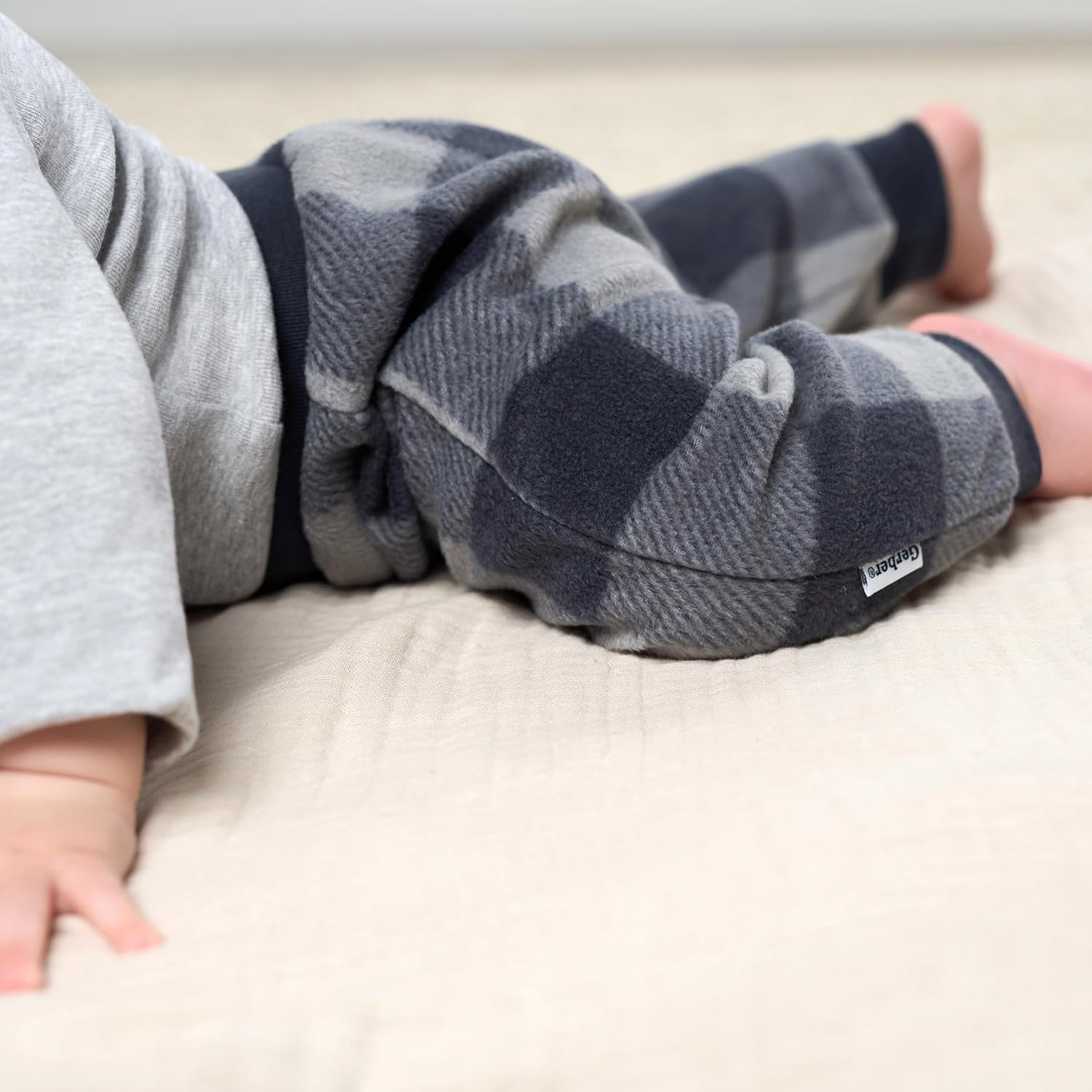 Gerber Microfleece 4-Pack Comfort Stretch Soft